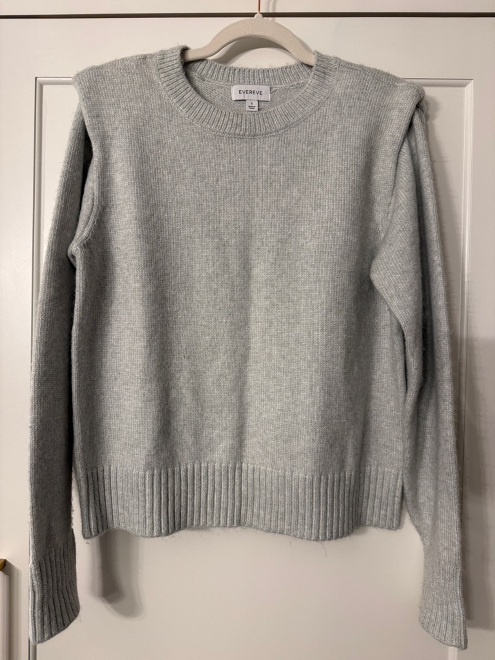 Evereve Pale Gray Crewneck Cashmere-Blend Sweater